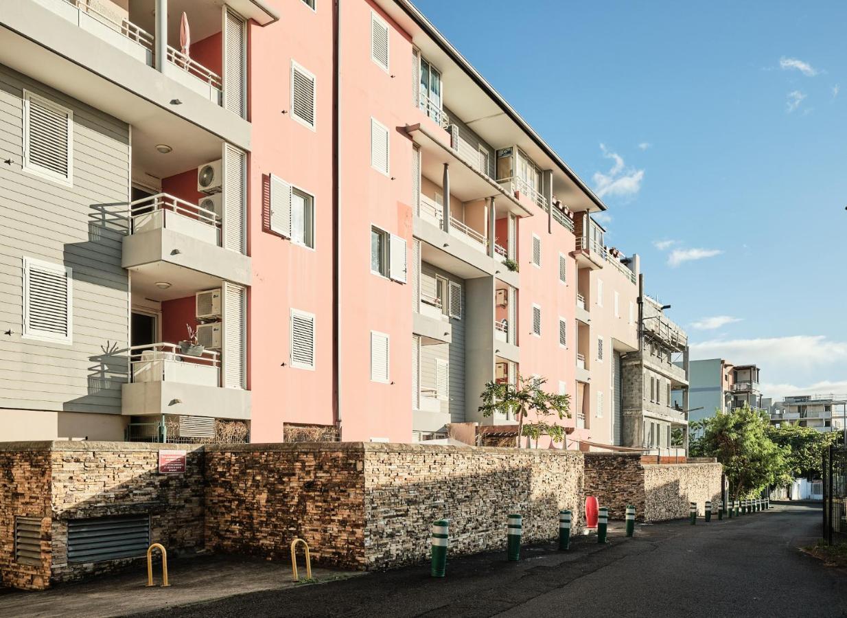 Appart'Eden : Vue Panoramique Sur Saint-Denis Lägenhet Sainte-Clotilde Exteriör bild
